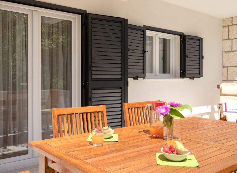 Patio - Picture 1